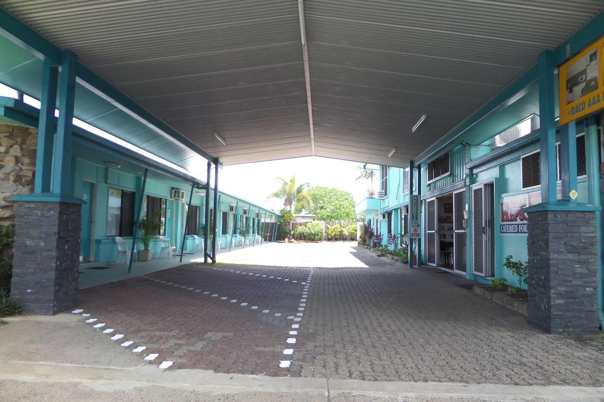 Moondarra Motel Innisfail Exterior foto